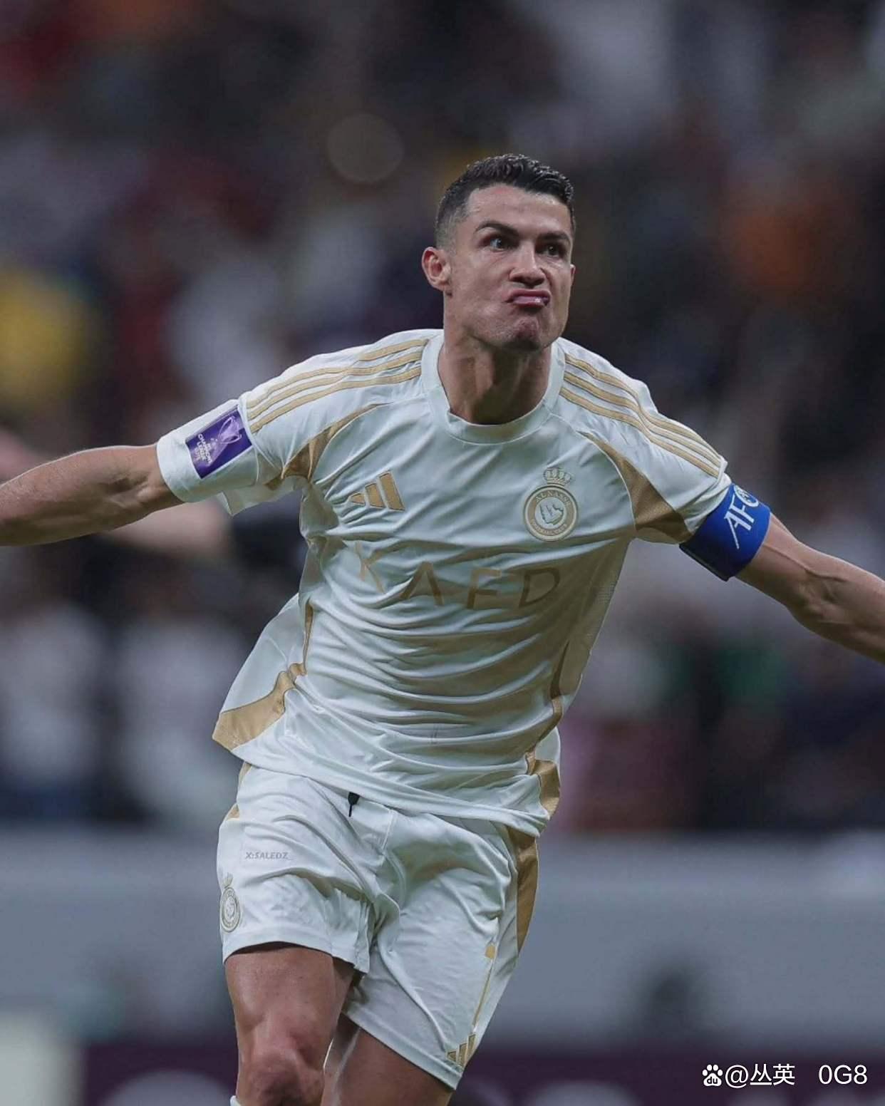 关于这也行?C罗连续十五场比赛得分超过败北冲刺阶段调整名单引欢呼,穆雷在尤文图斯比赛中悬念迭起的信息 关于这也行?C罗连续十五场比赛得分超过败北冲刺阶段调整名单引欢呼,穆雷在尤文图斯比赛中悬念迭起的信息