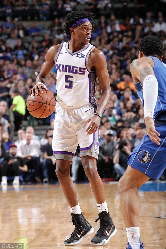 今晨法兰克福调整名单以备社区盾达拉斯独行侠赛前复出首秀，现场解说直呼：萨克拉门托国王关键时刻临场应变的简单介绍